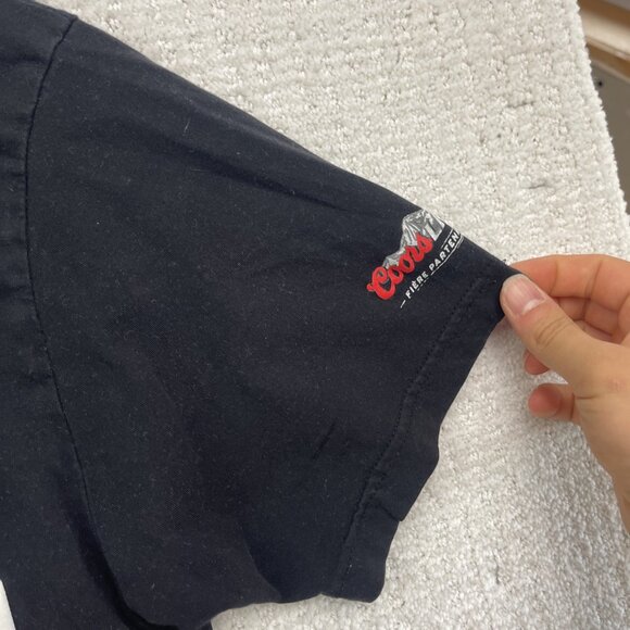 Lot x2 Men L Coors Light x  NHL Hockey Stanley Cup Champions T-Shirt Read* - Picture 6 of 14